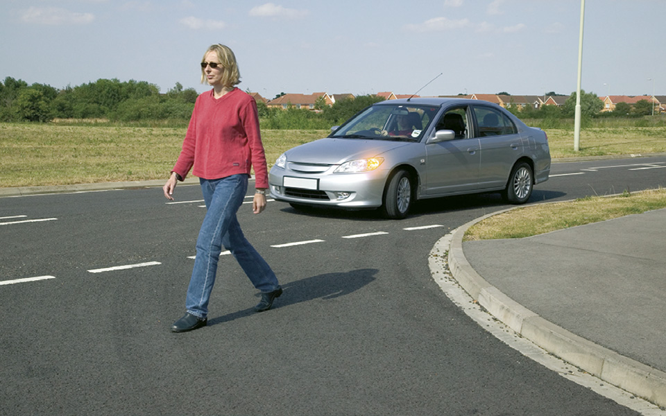 Rule 170: Give way to pedestrians who have started to cross